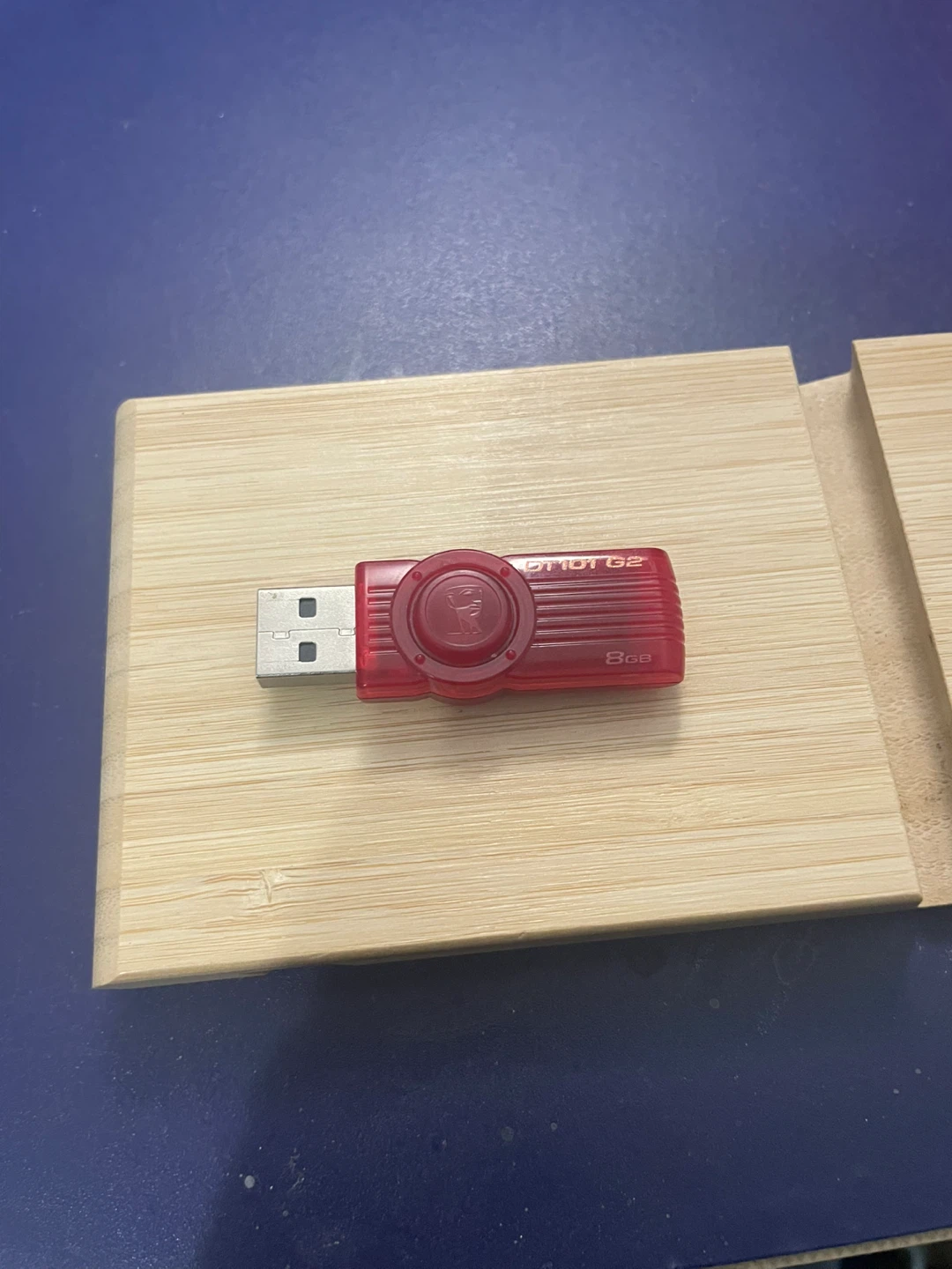 8GB USB Flash Drive