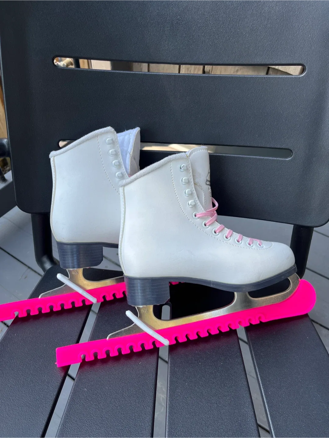 Ice Skates - Size 5 thumbnail