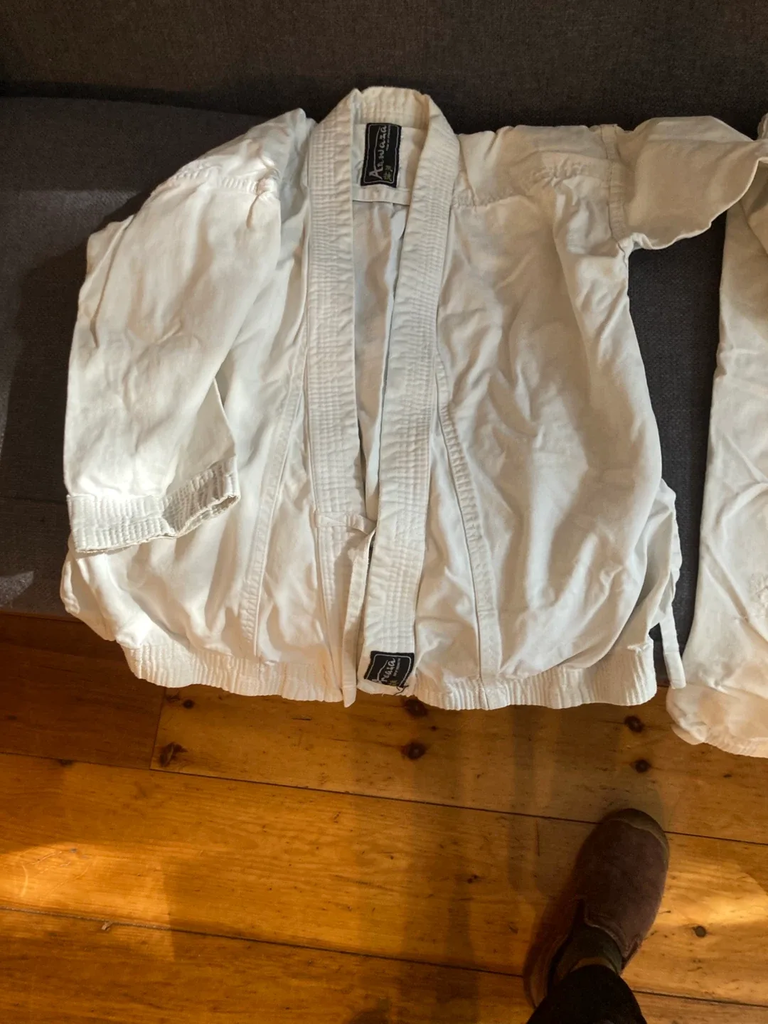 Martial Arts Gi size 140/1 by Arawaza 🥕 thumbnail