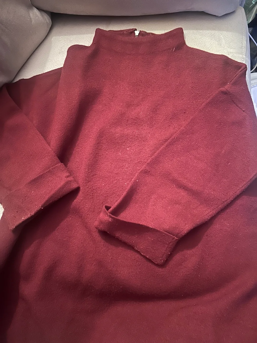 Tahari Burgundy Sweater - Size M thumbnail