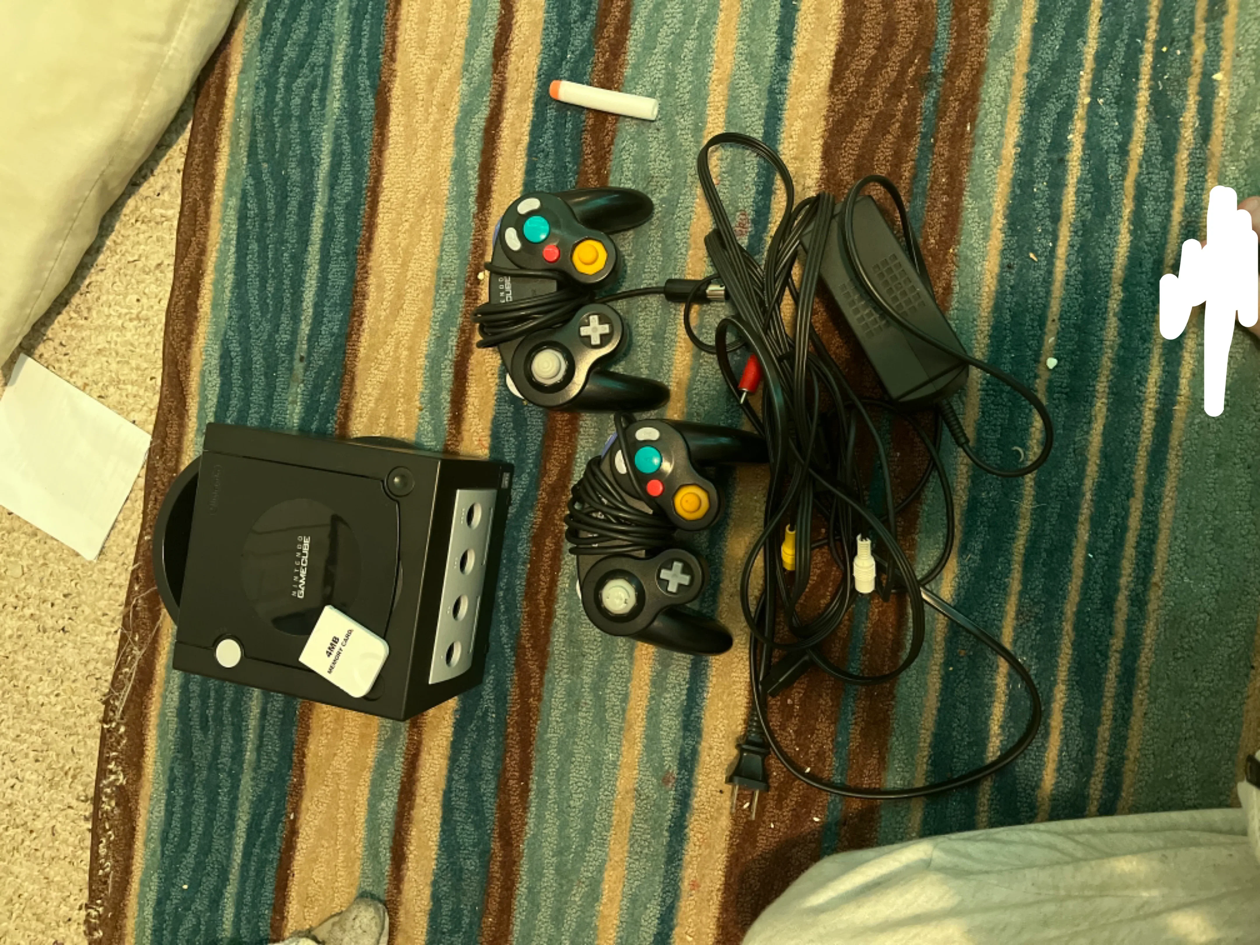 Nintendo GameCube Console with 2 Controllers thumbnail