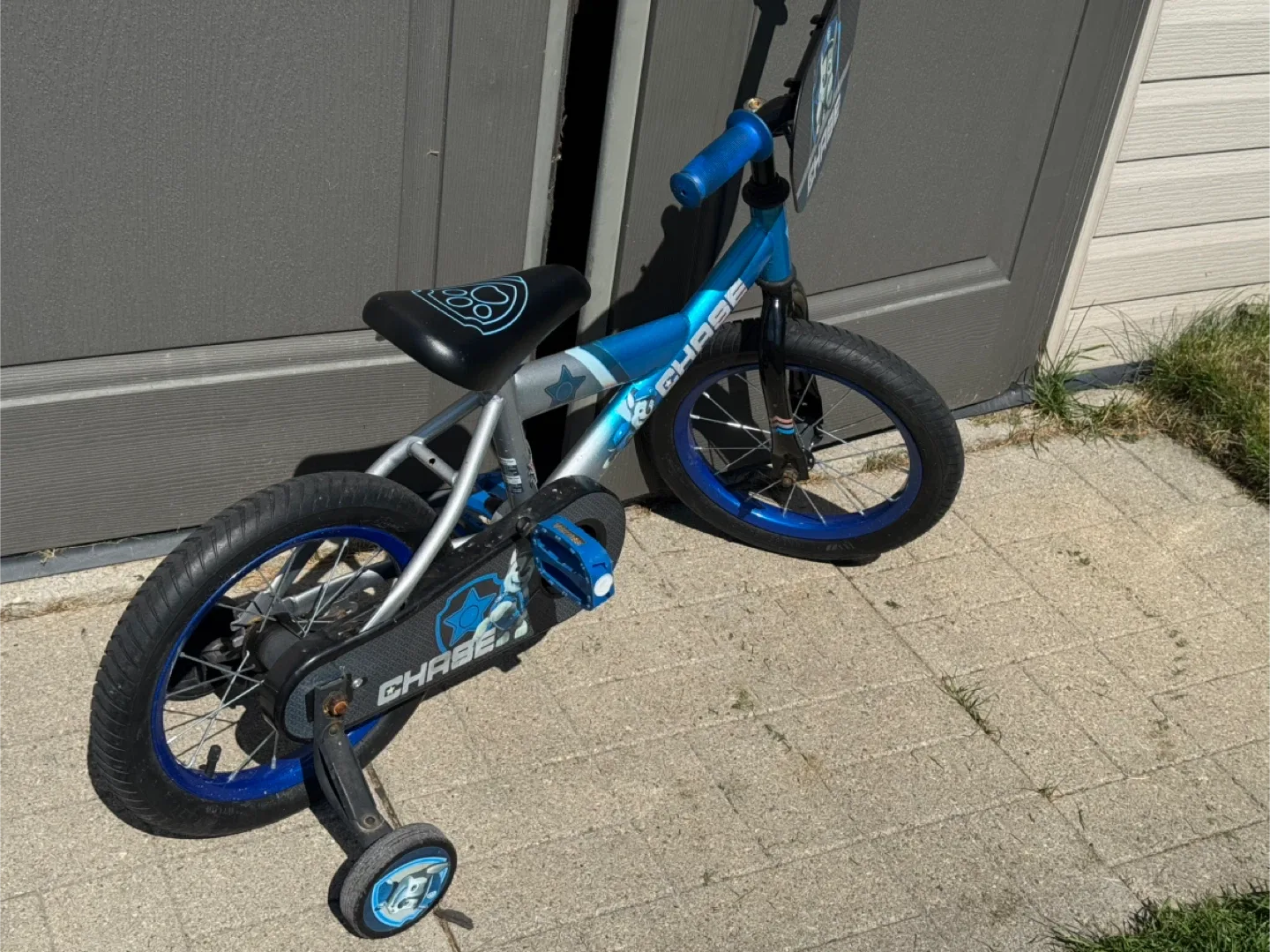 Paw Patrol Chase Kids' Bike - Great Condition! image indicator(2)