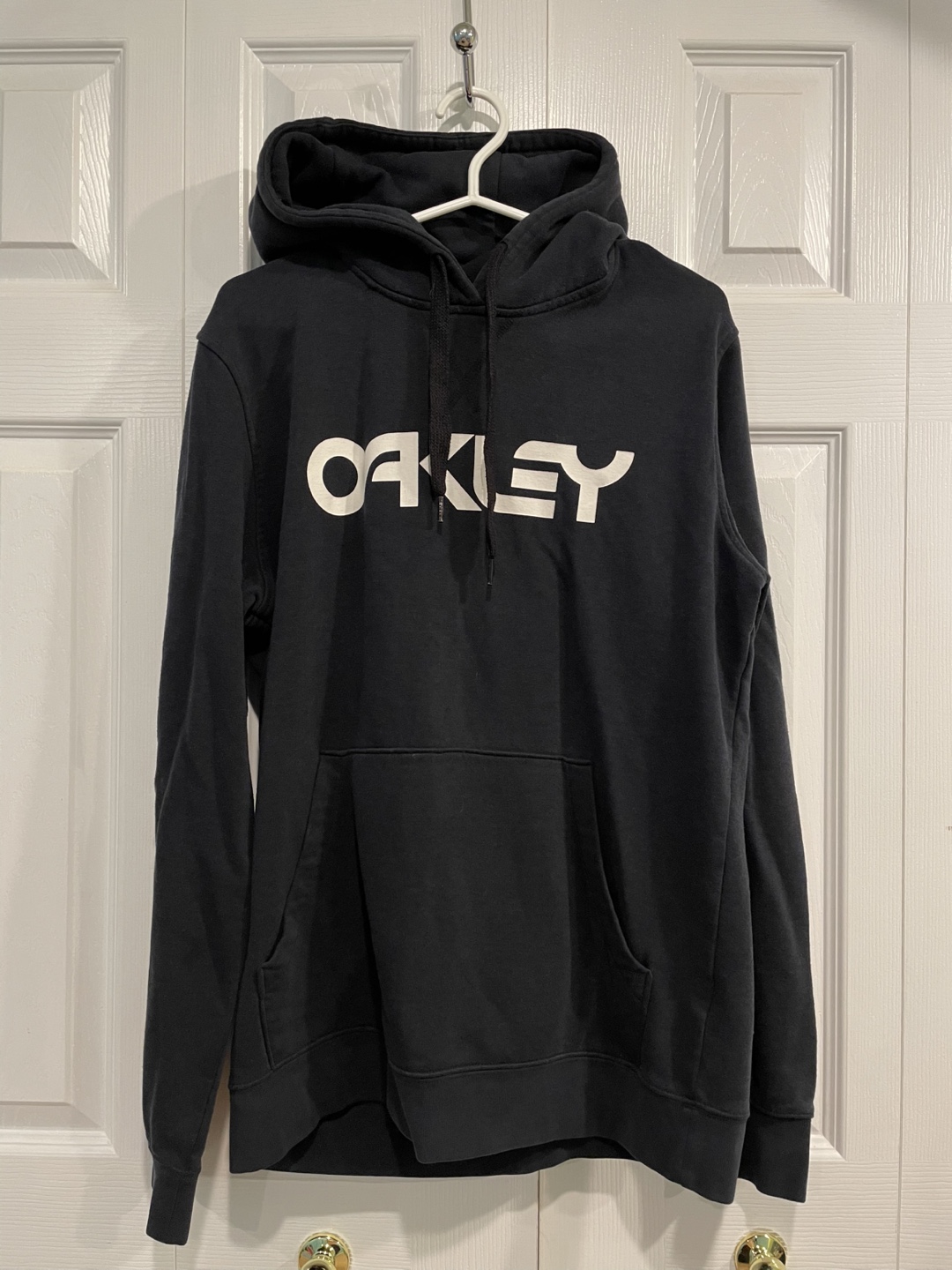 Oakley Black Hoodie Size M