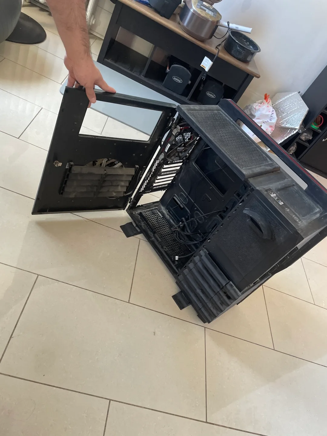 Thermaltake Level 10 GT Computer Case - Black image indicator(8)