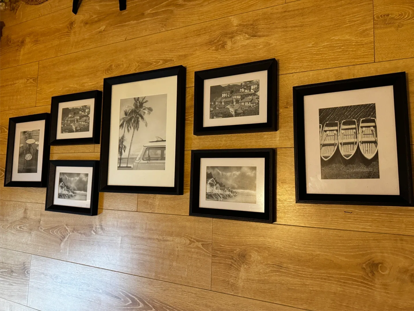 Set of 7 Black Frames thumbnail