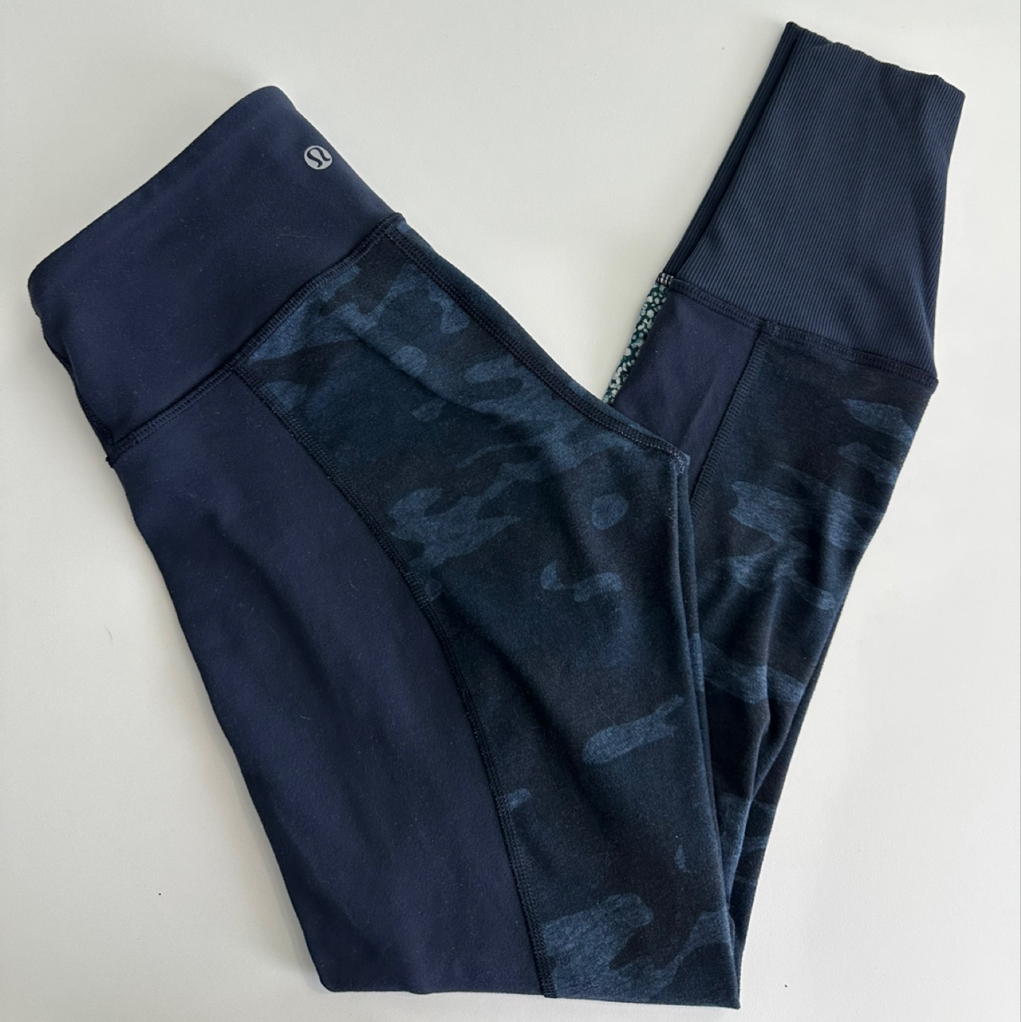 Lululemon Leggings Wunder Under - Navy Blue Camo Pattern - photo 3