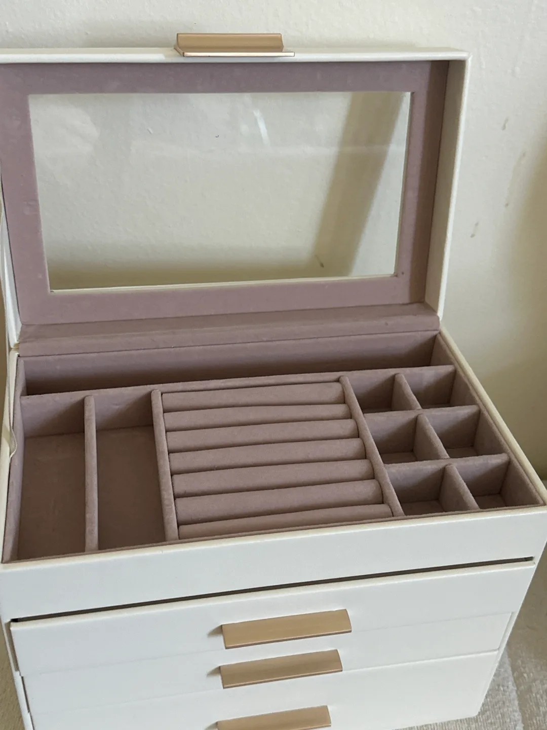 Cream Jewelry Box image indicator(2)