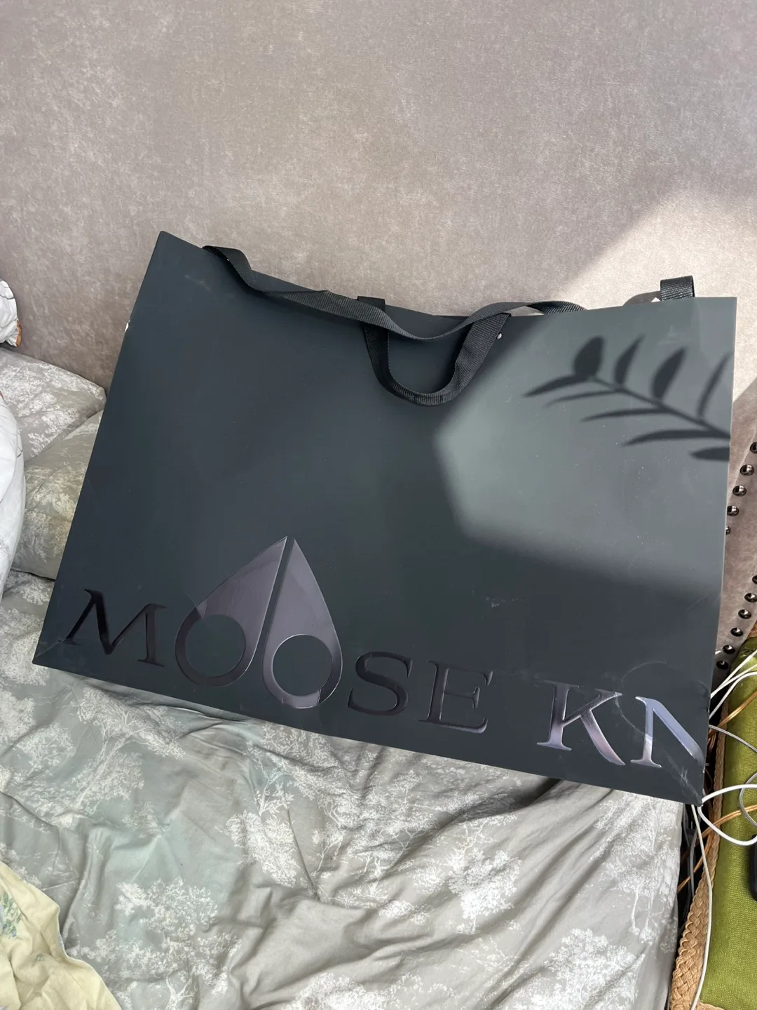 Moose Knuckles Black Shopping Bag image indicator(3)