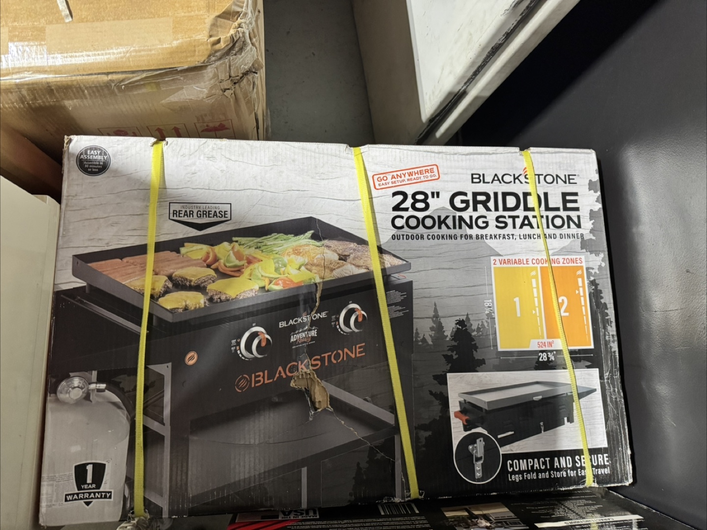 Blackstone 28" Griddle Cooking Station