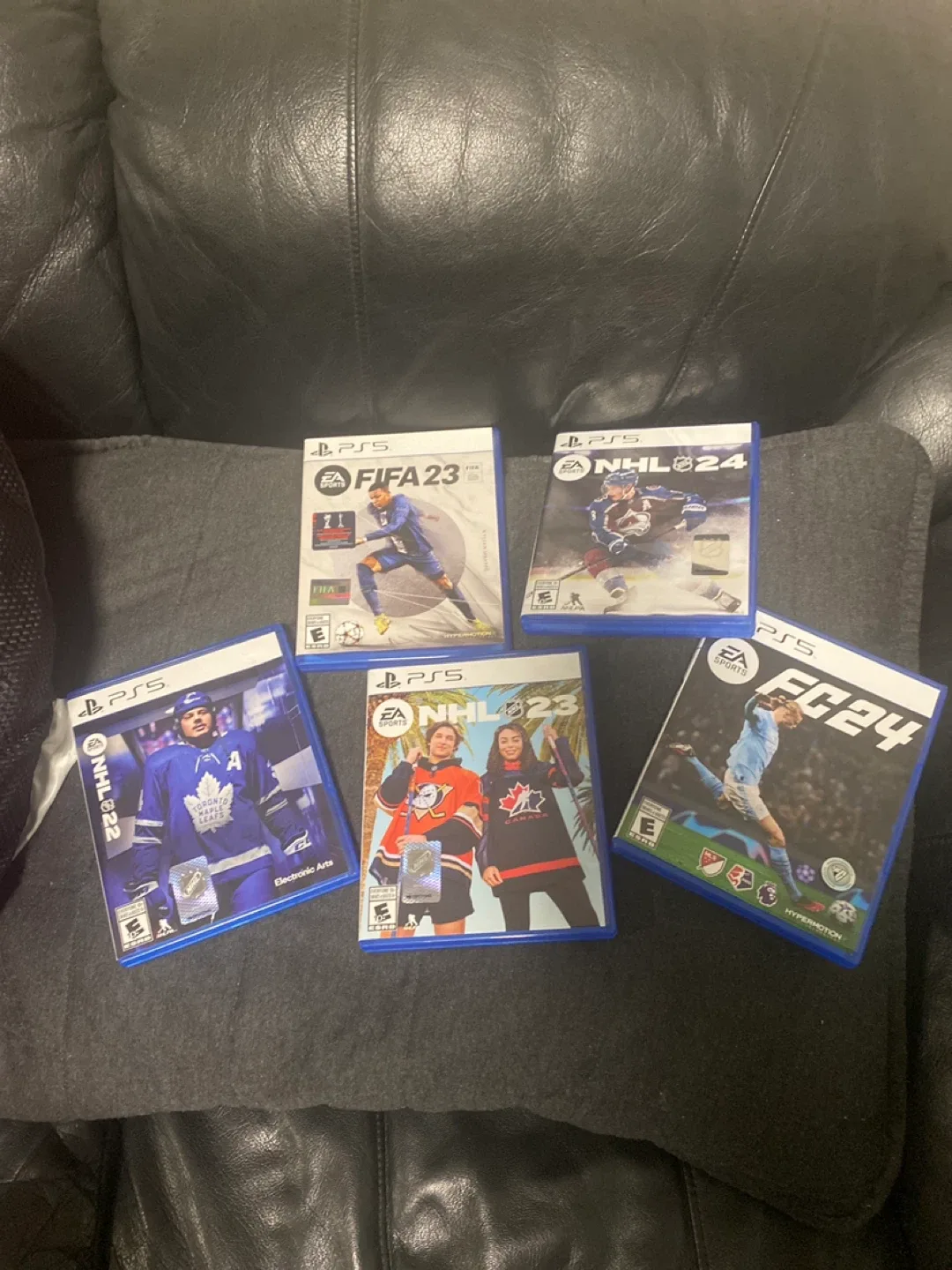 PS5 FIFA 23, NHL 22, NHL 23, NHL 24, FC24 Games thumbnail