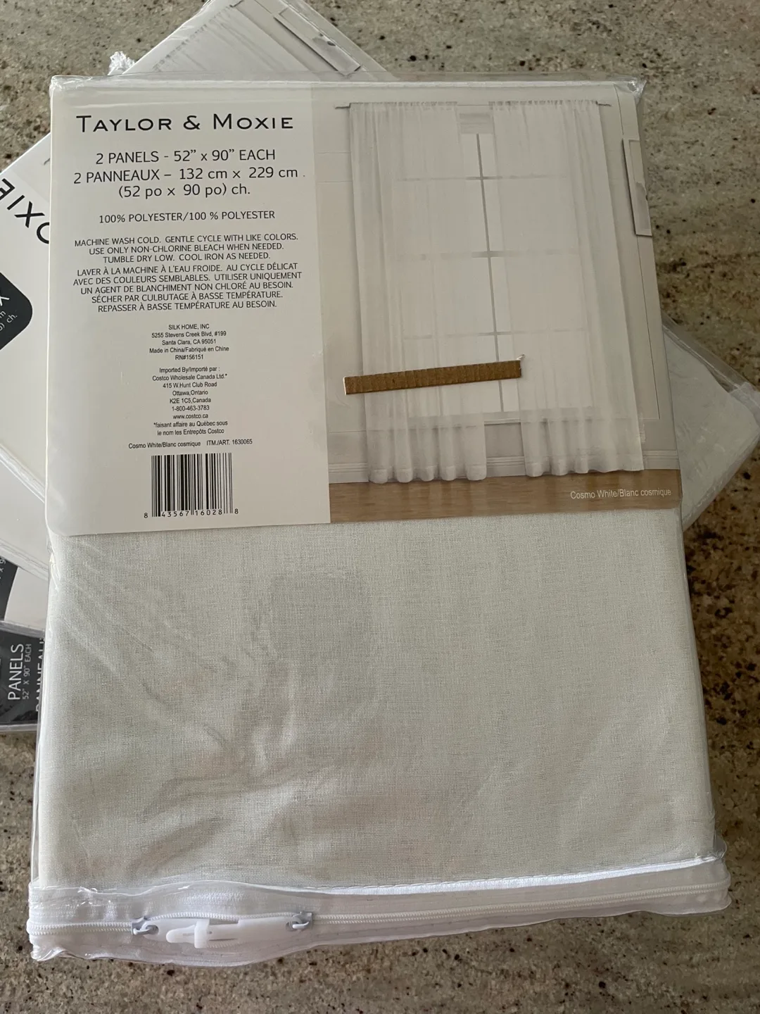 Taylor & Moxie Cosmo White Curtains, 52" x 90" image indicator(3)