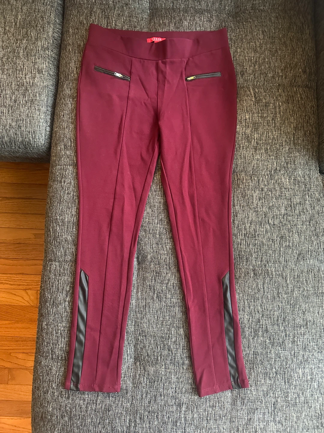 Guess Ultra-soft and stretchy leggings L