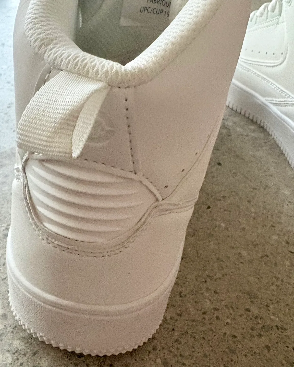 Ecko Unltd. High Top Sneakers White Size 7 image indicator(4)