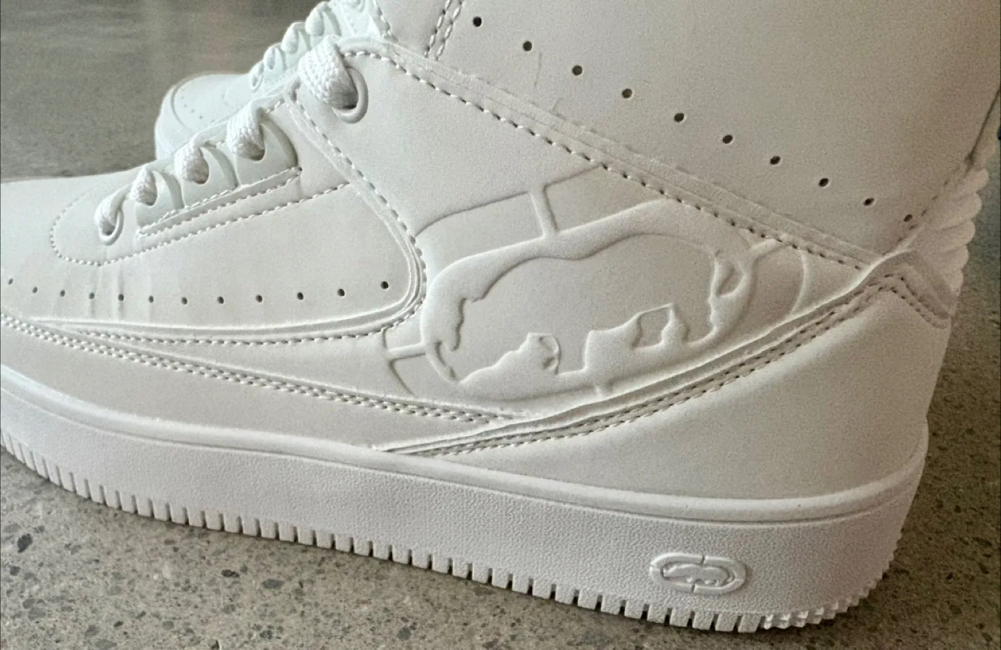 Ecko Unltd. High Top Sneakers White Size 7 image indicator(3)