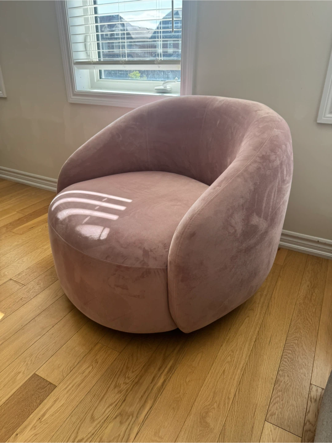 Pink Round Accent Chair - photo 3