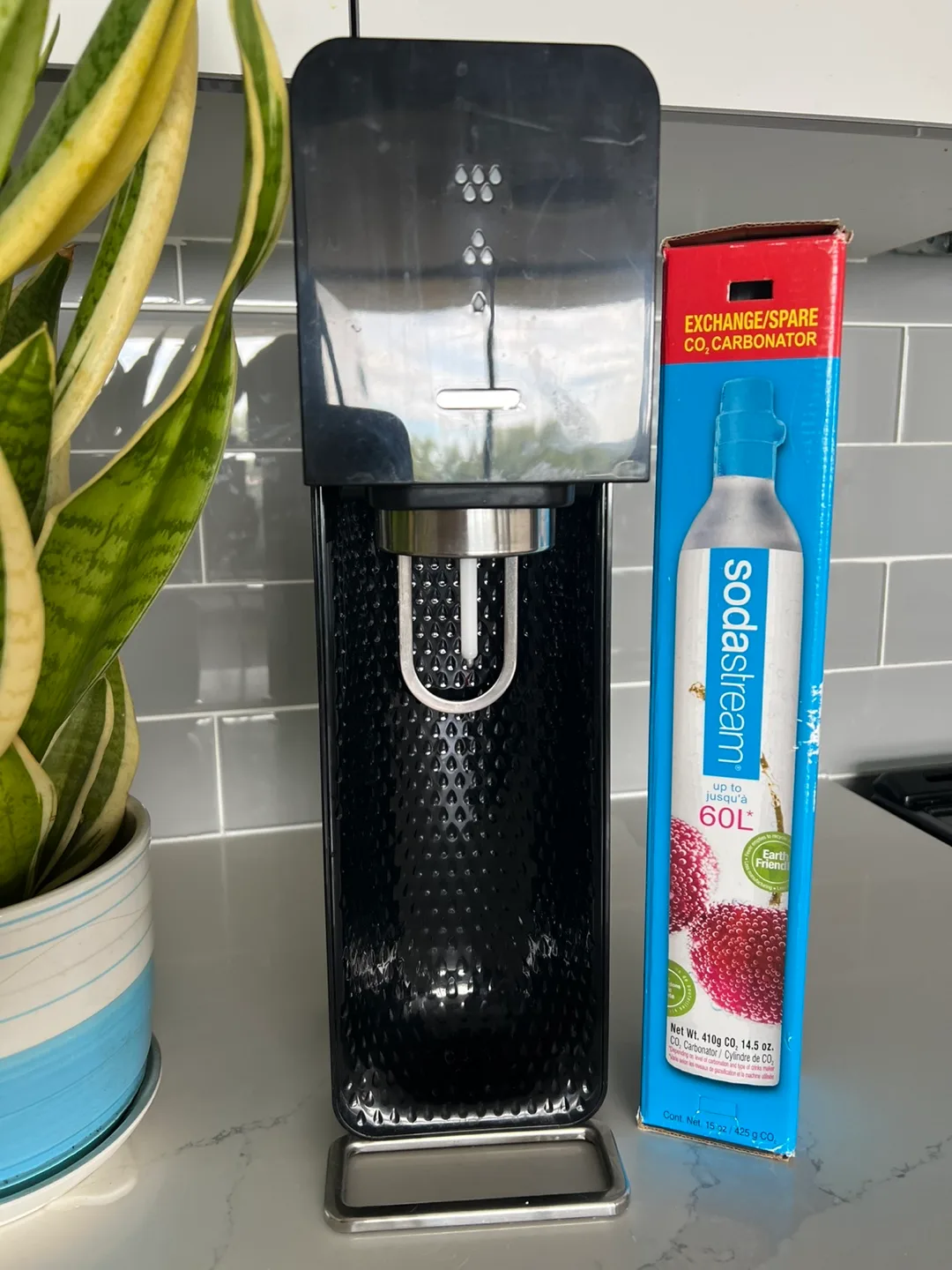 SodaStream Sparkling Water Maker thumbnail