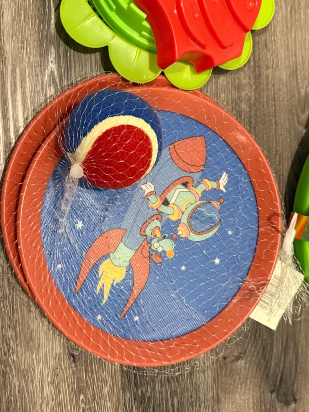 Kids Beach Toys Set - Play Day Beach Ball & More! image indicator(3)