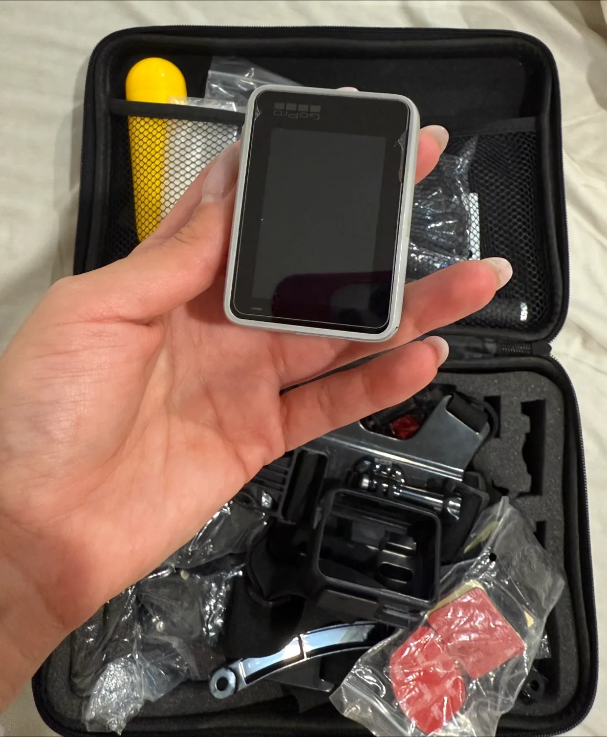 GoPro 7 Camera with Accessories image indicator(2)