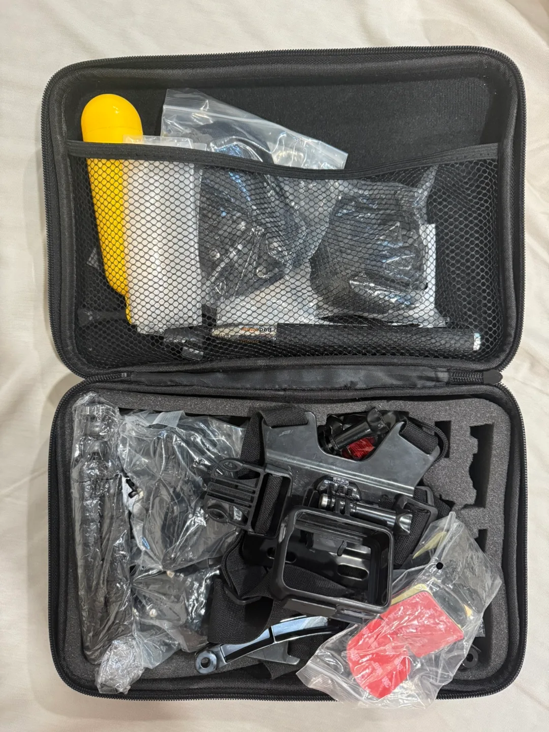 GoPro 7 Camera with Accessories image indicator(3)