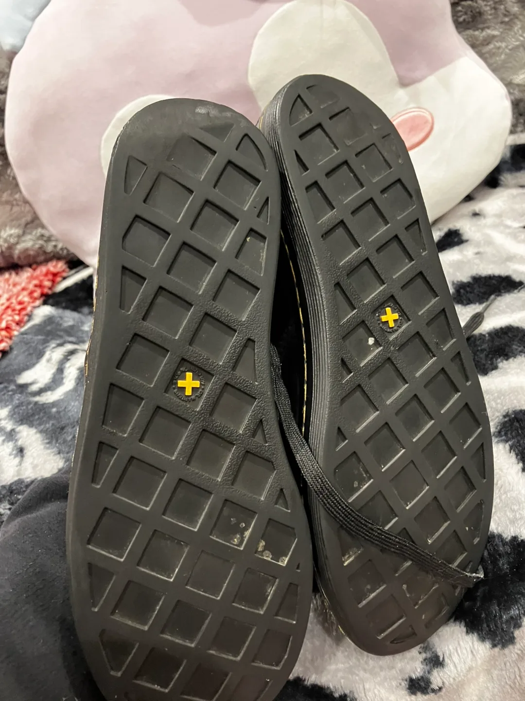 Dr. Martens Black Leather Boots, size 8 🥕 image indicator(6)