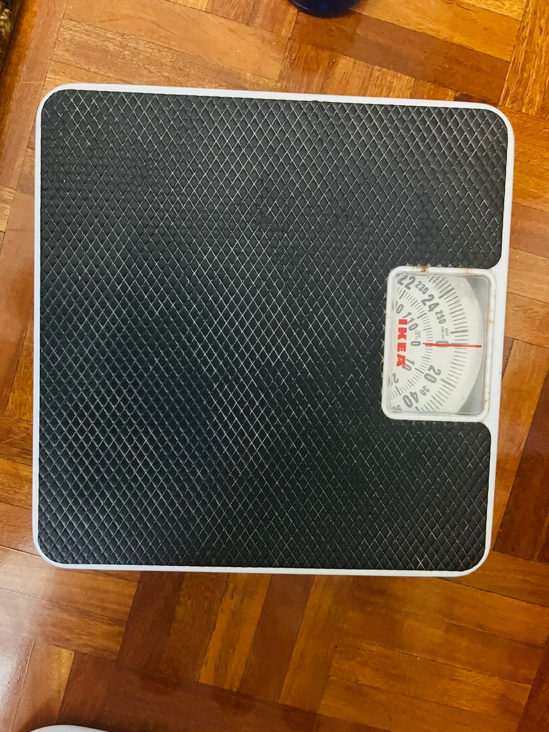 IKEA Bathroom Scale thumbnail