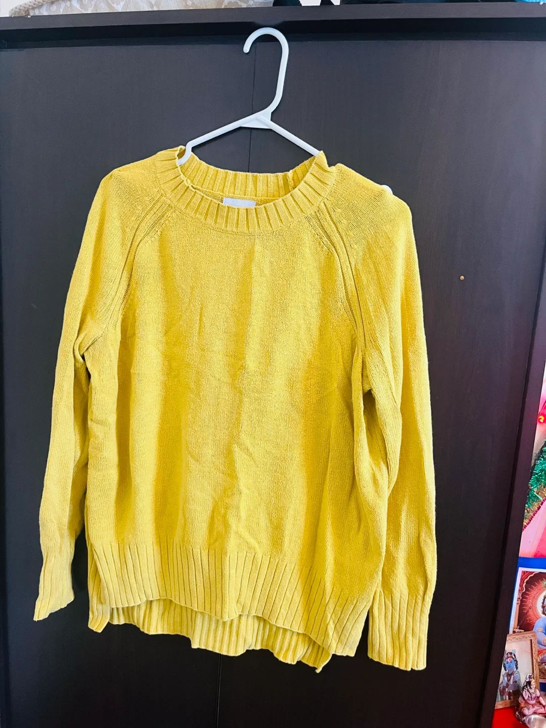 Old Navy Yellow Crew Neck Sweater thumbnail