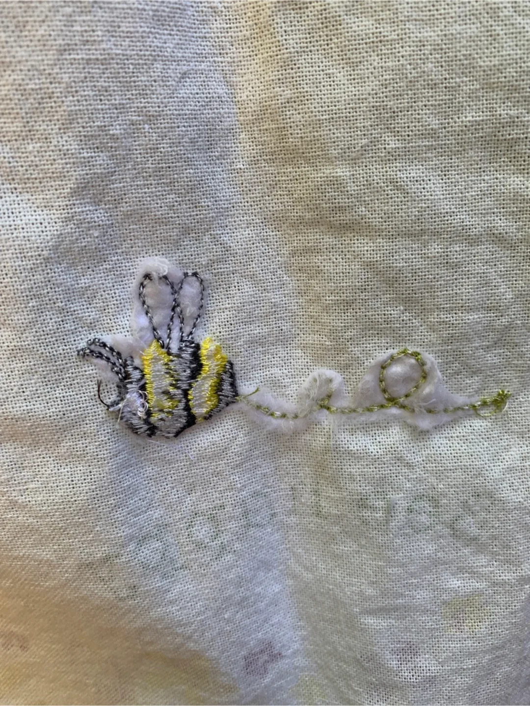 Cooksmart England Bee Happy Tea Towel image indicator(10)