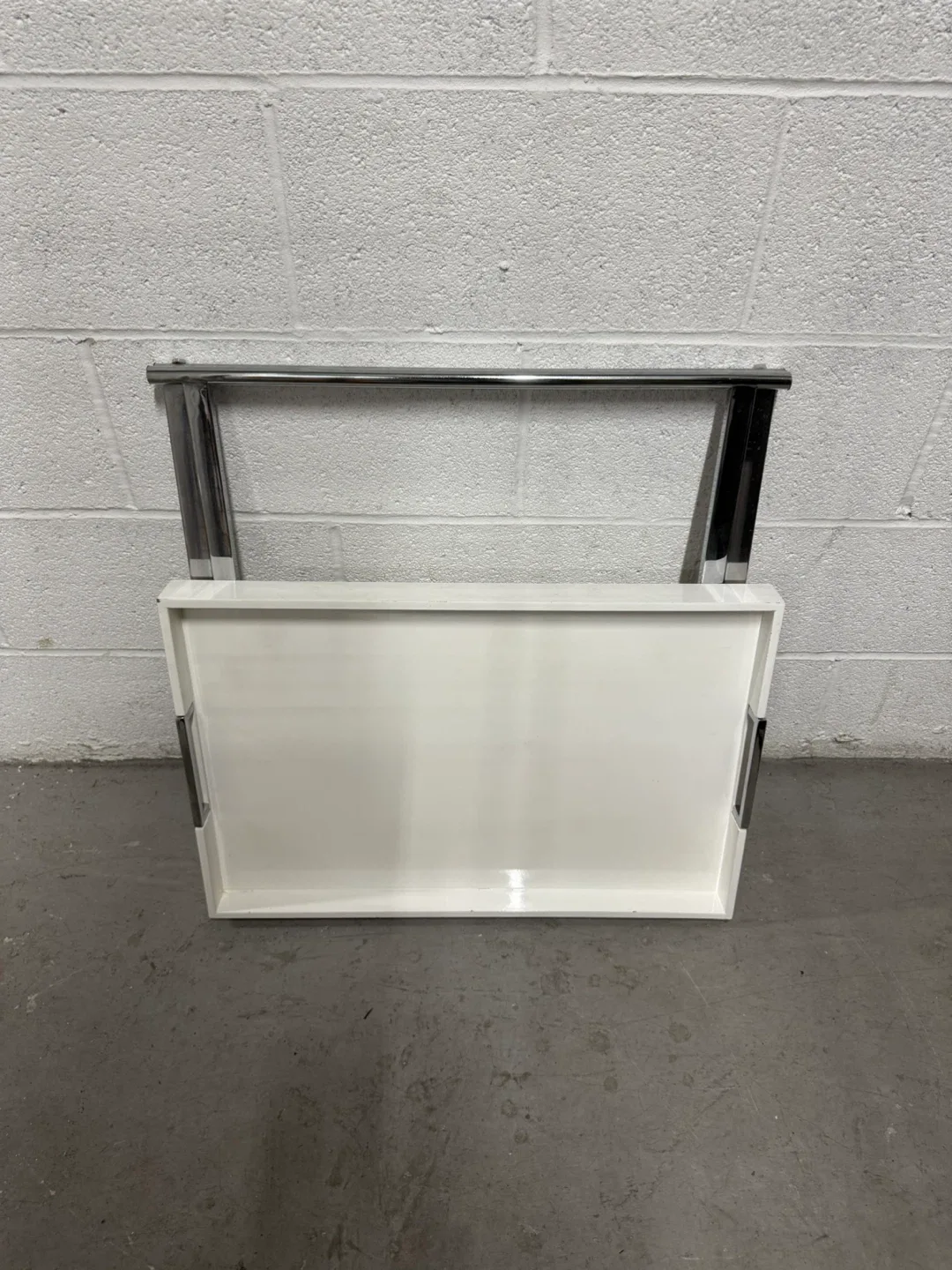 White Lacquer & Chrome Folding Side Table image indicator(3)