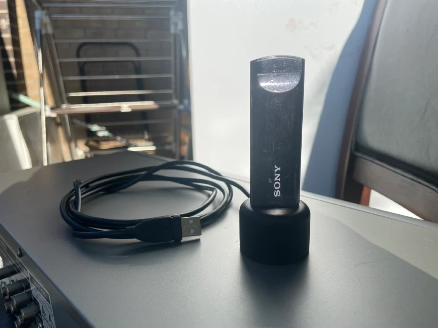 Sony UWA-BR100 USB Wireless LAN Adapter thumbnail