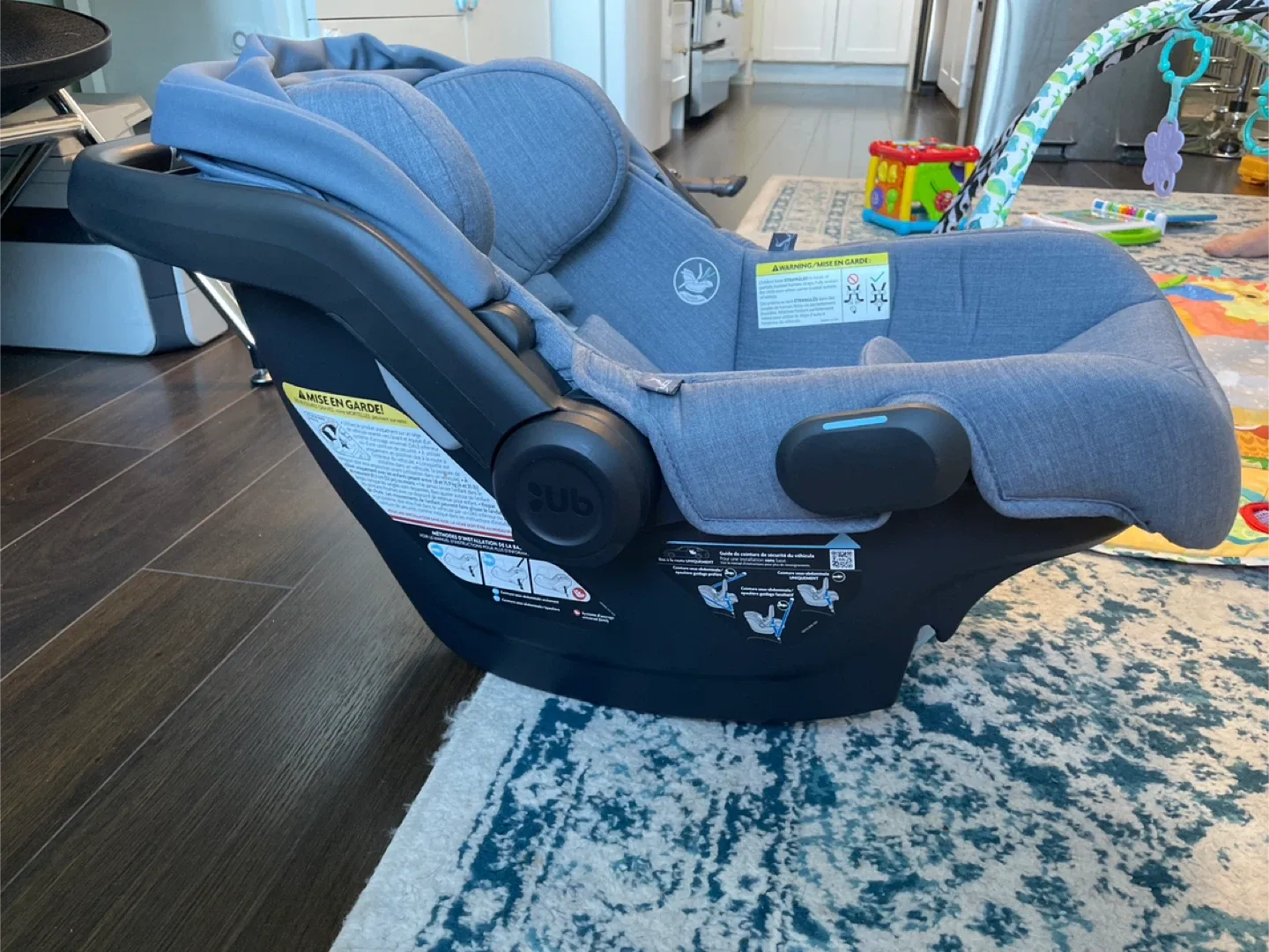 [final price] UPPAbaby Mesa V2 Infant Car Seat - Gregory image indicator(2)