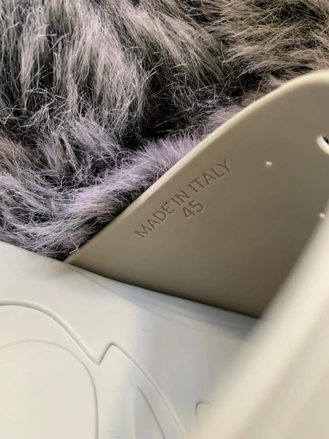 Christian Louboutin Loubi Pool Flat Slides - Size 45 image indicator(8)