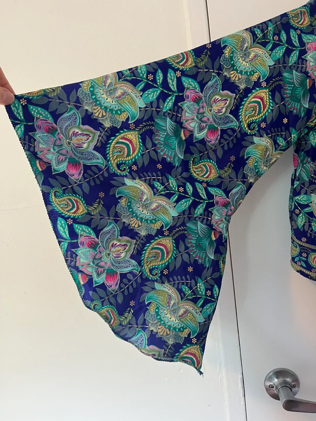 Upcycled Sari Blouse image indicator(2)