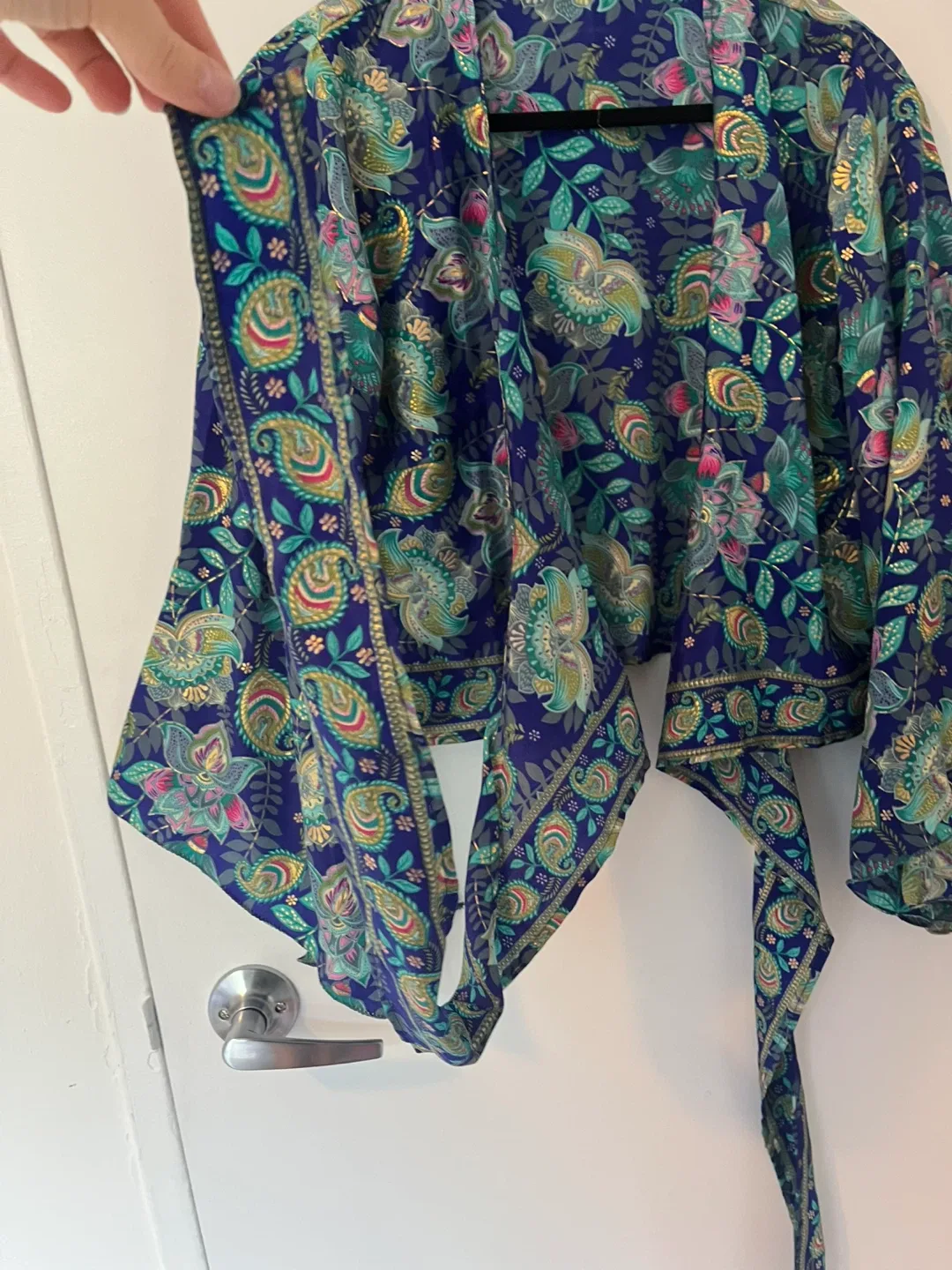 Upcycled Sari Blouse image indicator(3)