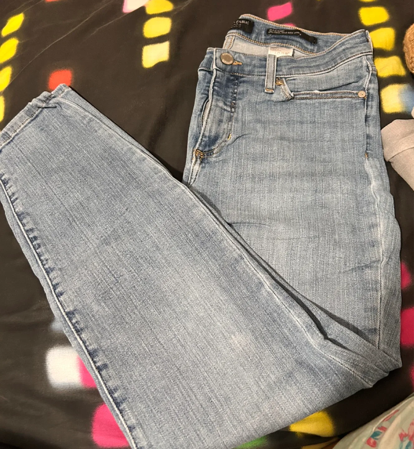 Banana Republic Mid-Rise Skinny Jeans - Size 6 thumbnail
