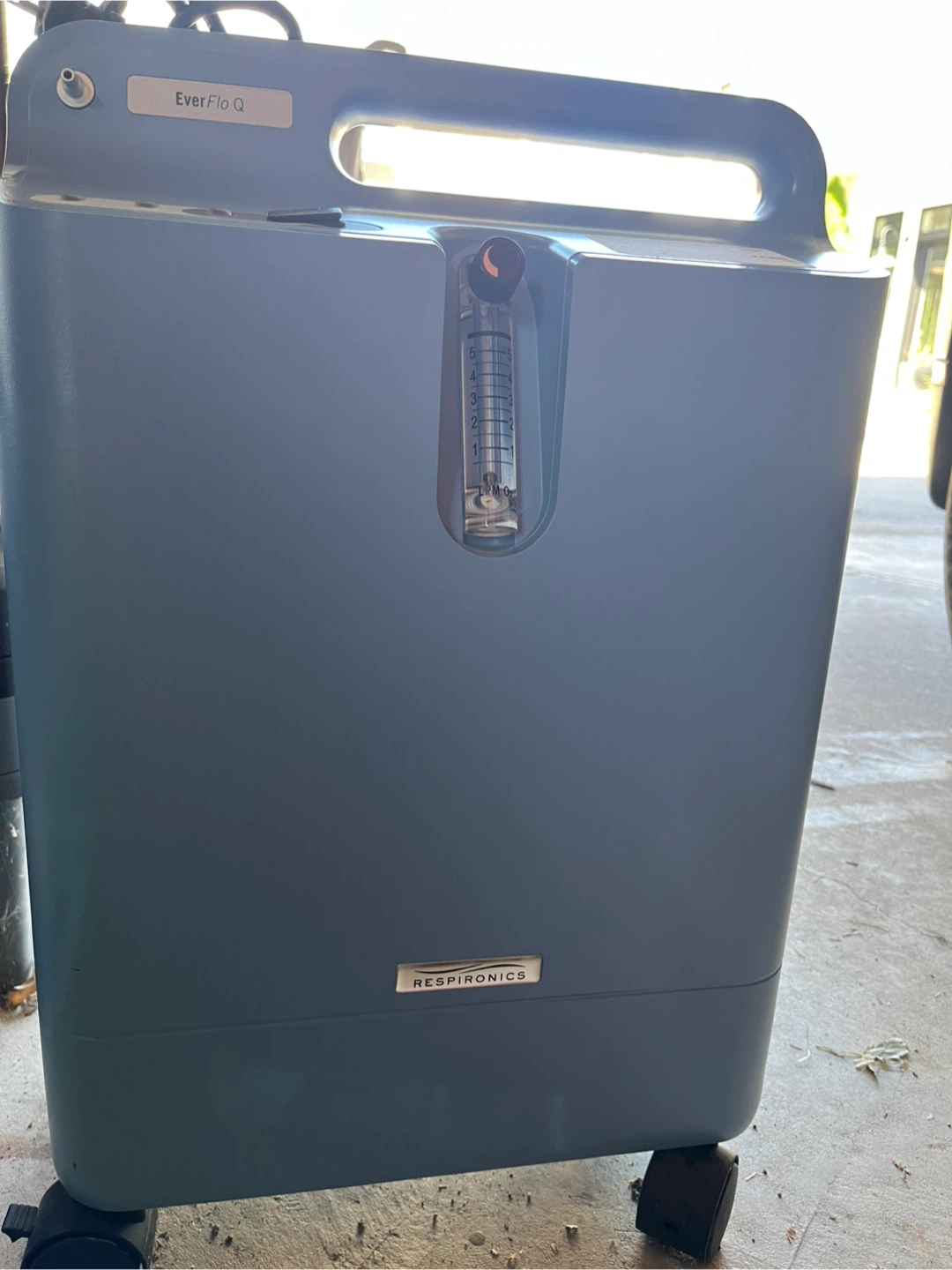 Respironics EverFlo Q Oxygen Concentrator