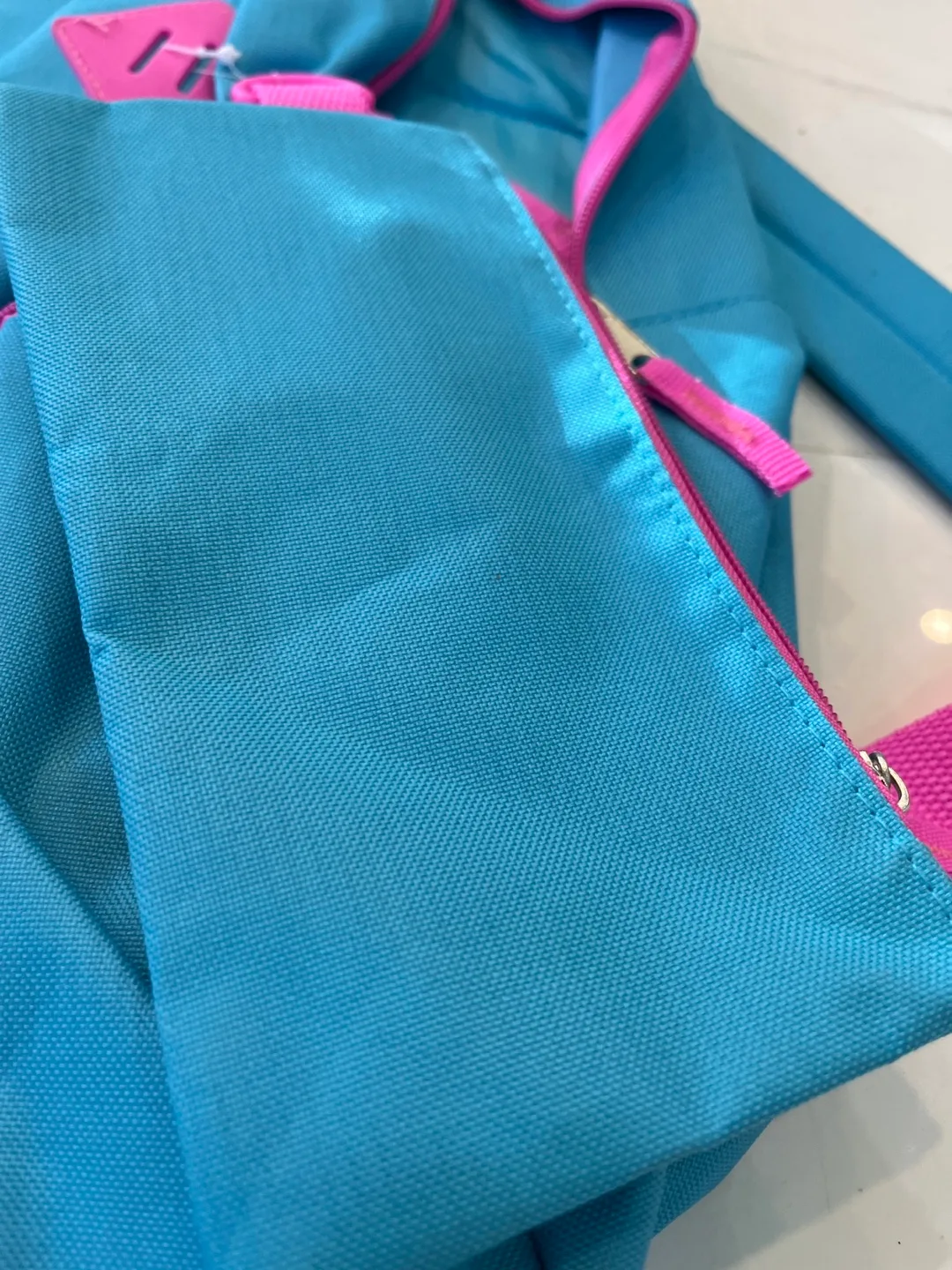 Blue Backpack with Water Bottle image indicator(4)