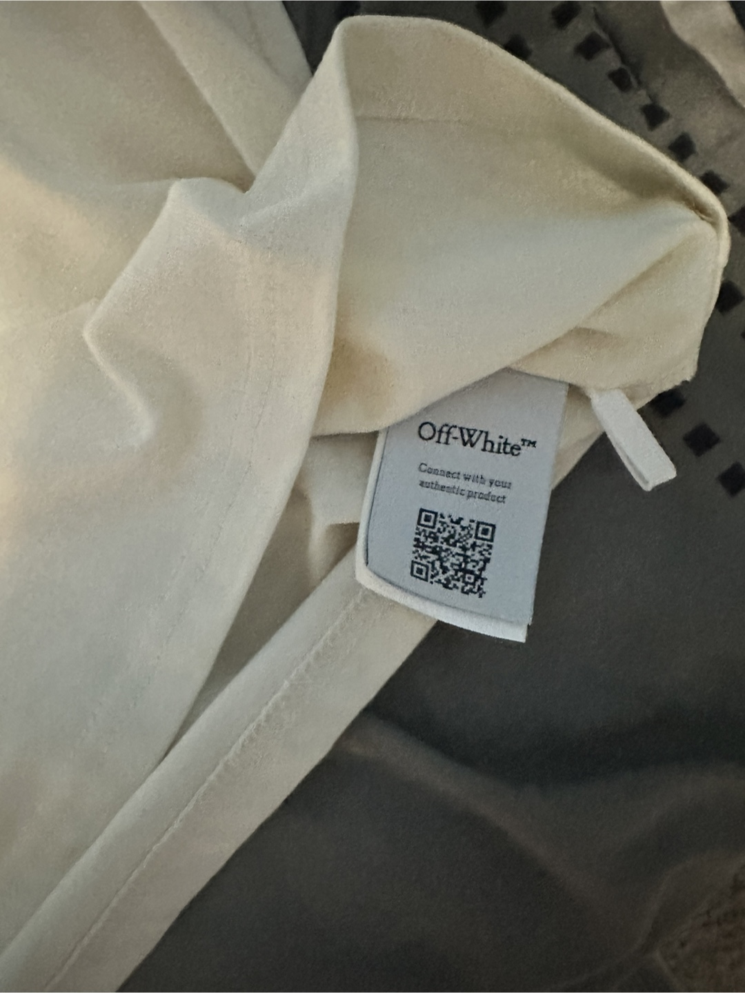 Off-White T-shirt - photo 3