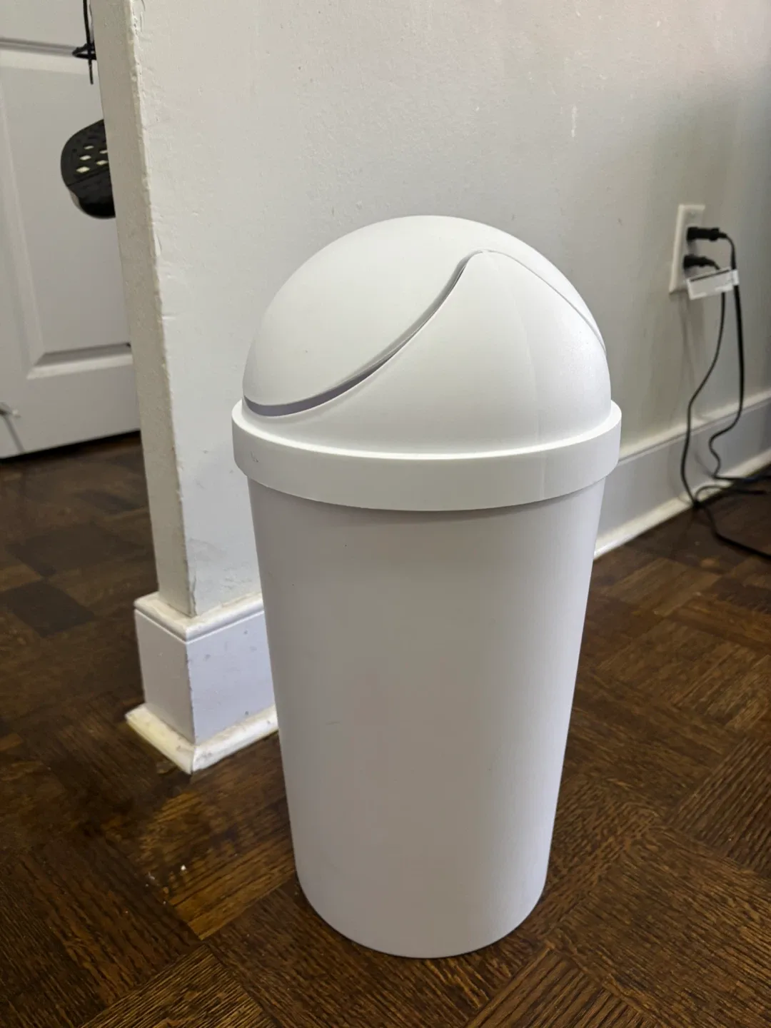 NEW Medium White Trash Can image indicator(2)