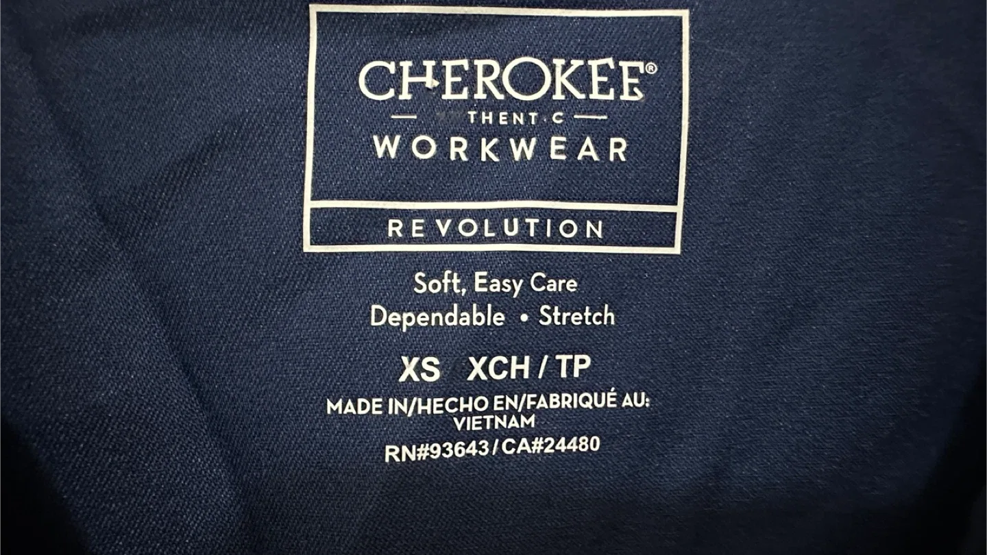 Cherokee Revolution Workwear Scrub Top - XS image indicator(2)