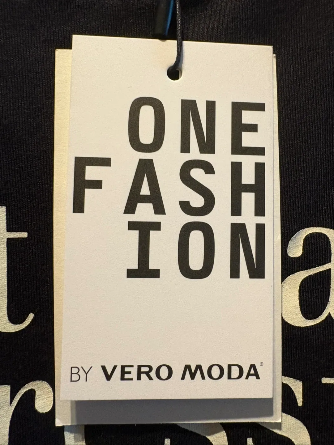 NWT Art is an expression T-shirt size:M image indicator(2)