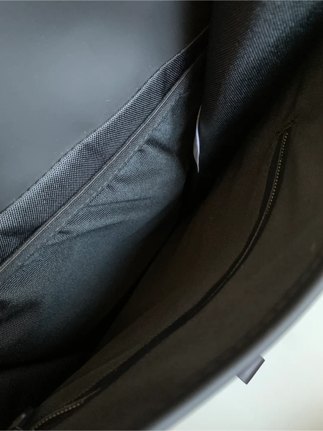 *NEW*🎁RAINS Backpack - Black image indicator(3)