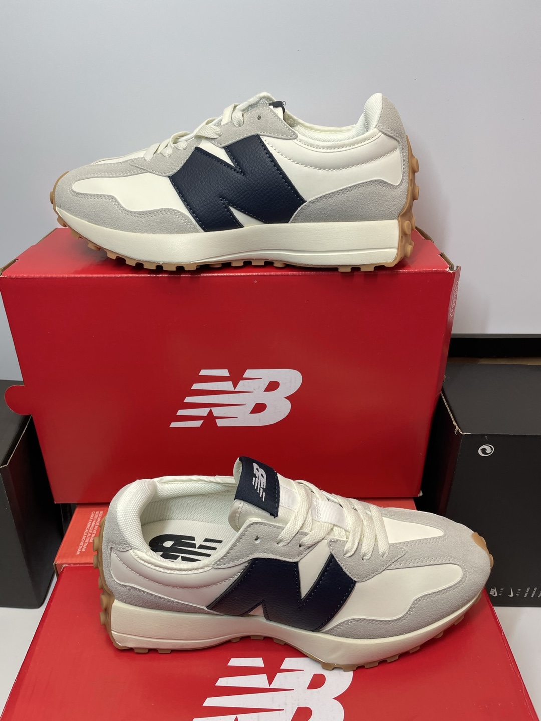 New Balance 327 Cream/Navy Sneakers - photo 3