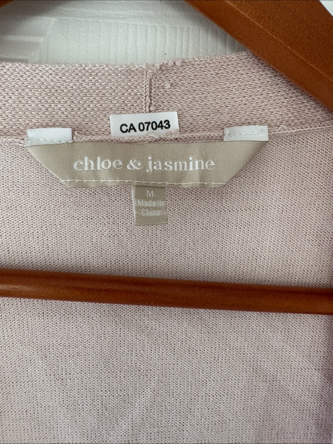 Chloe & Jasmine Cardigan - Size M - photo 3