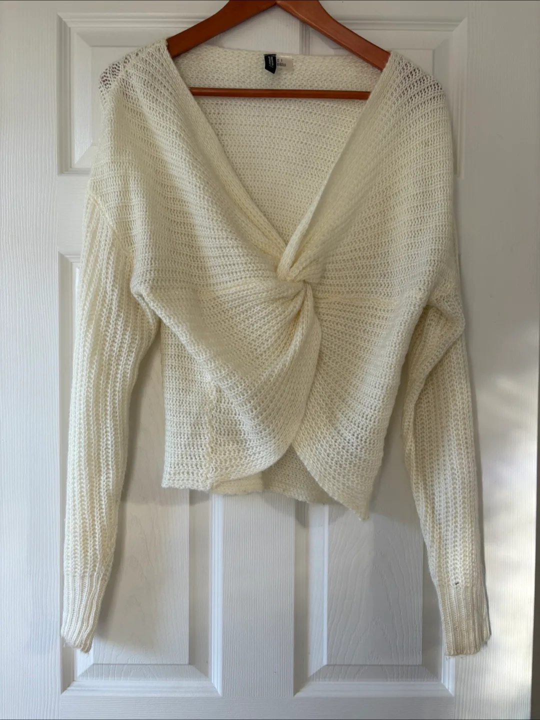 H&M Divided Cream Knit Sweater - Size Small thumbnail