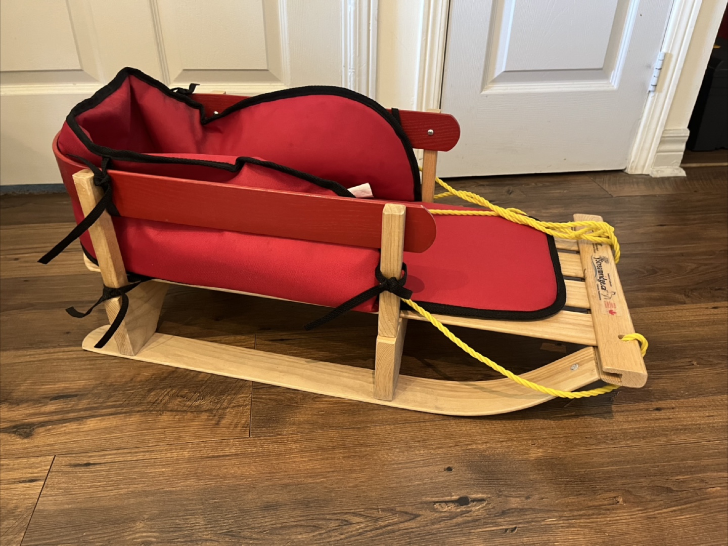 Streamridge Baby Sleigh with Red Pad