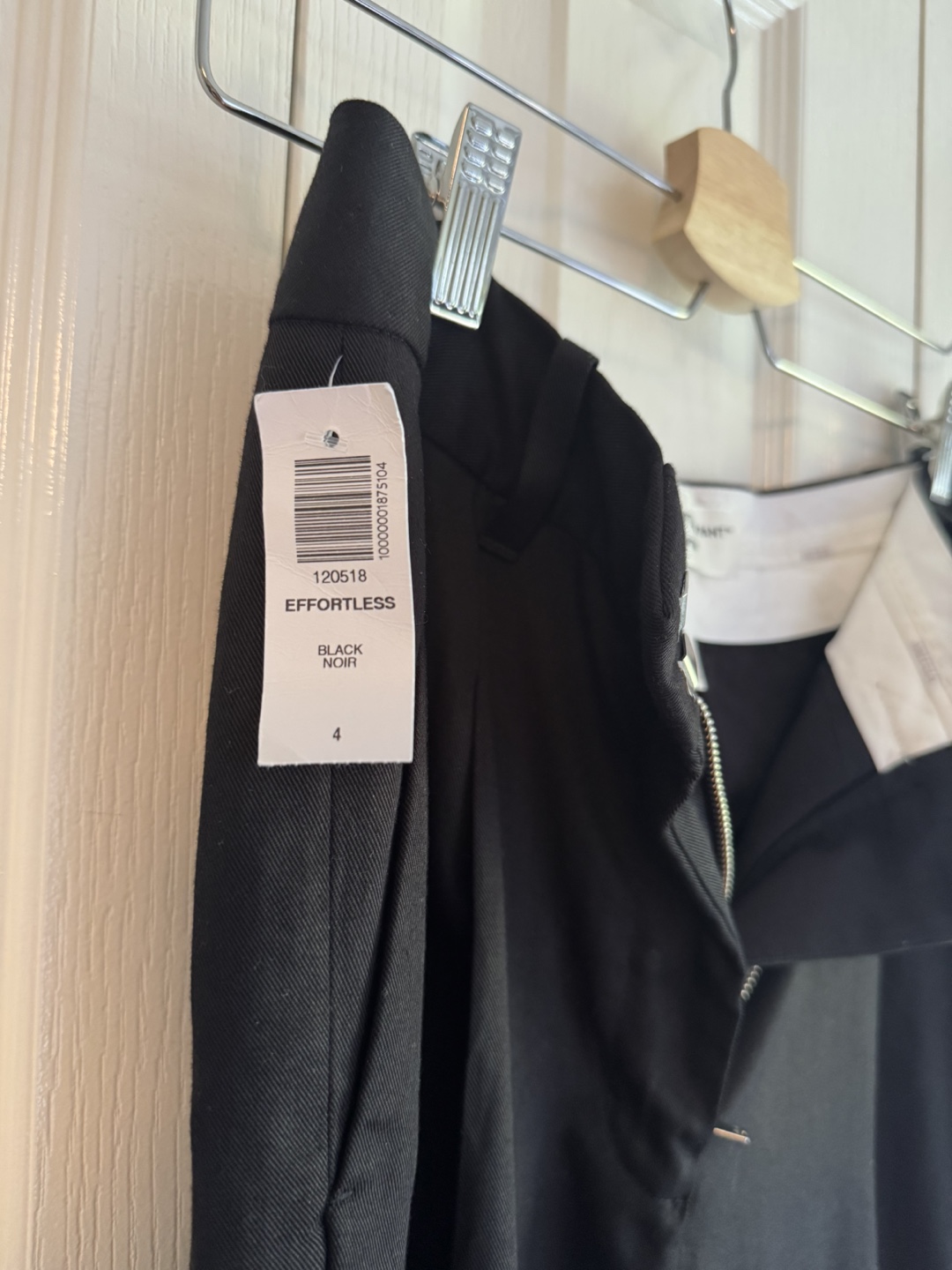 Aritzia The Effortless Pant - Black, Size 4 - photo 4