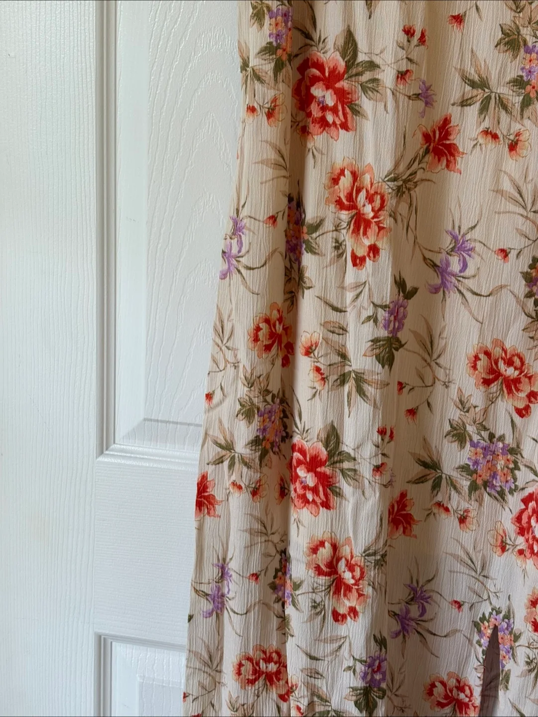 American Eagle Floral Dress - Med Long image indicator(2)