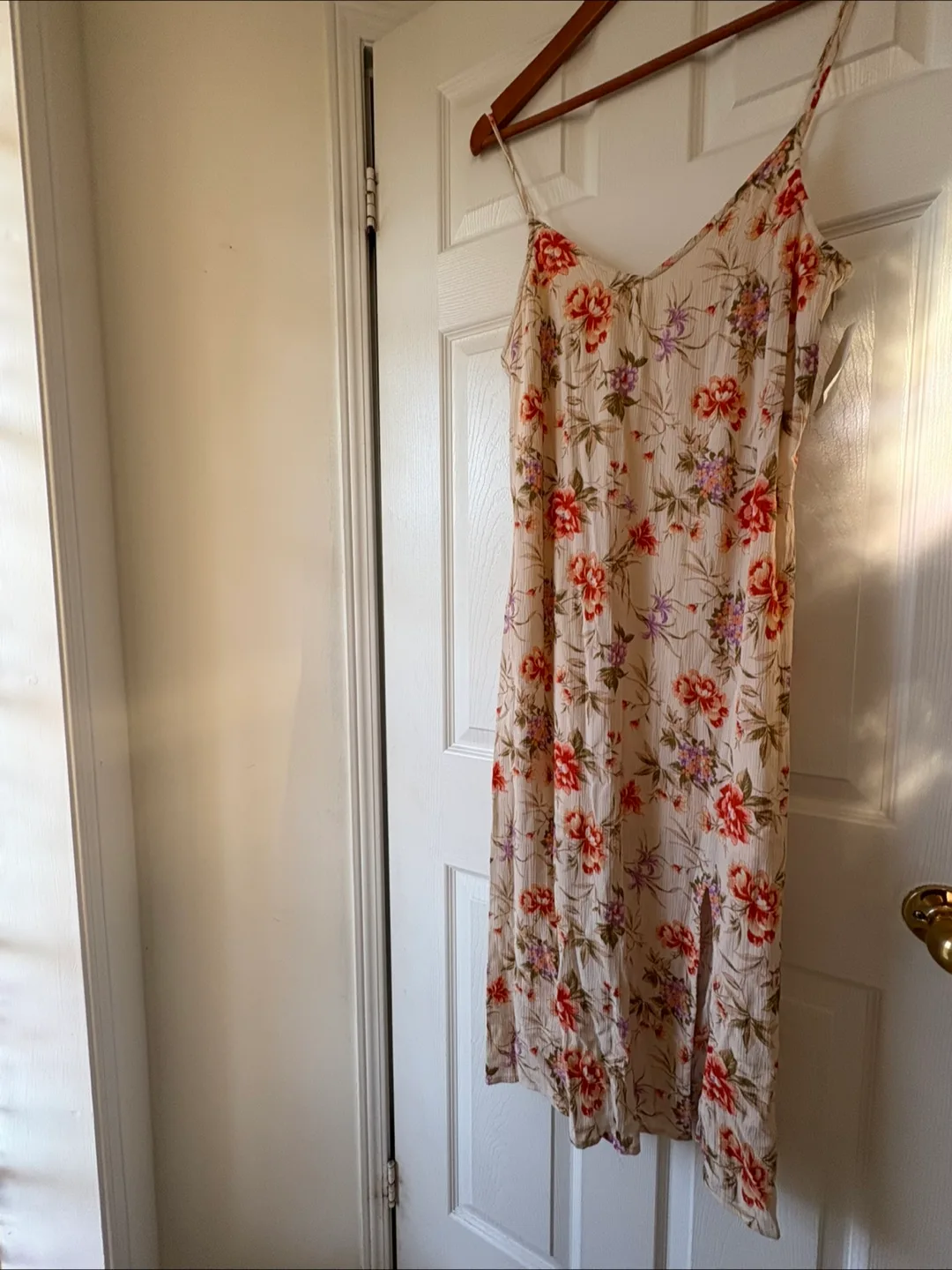 American Eagle Floral Dress - Med Long thumbnail