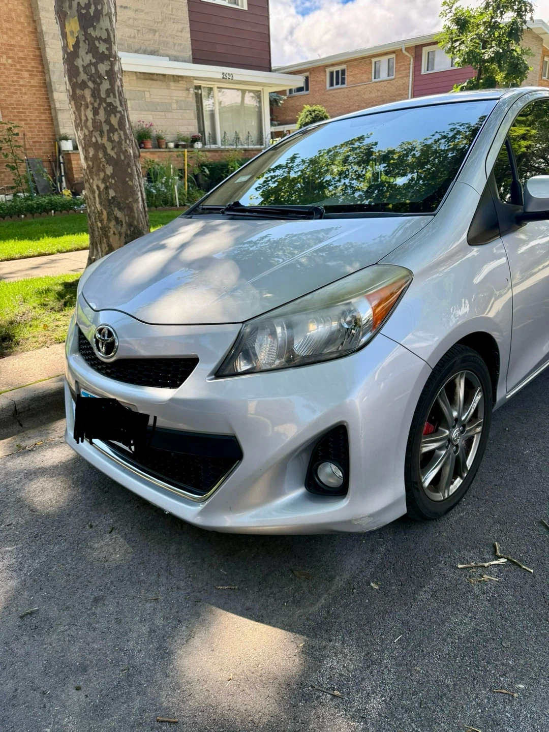Toyota Yaris Silver - photo 5