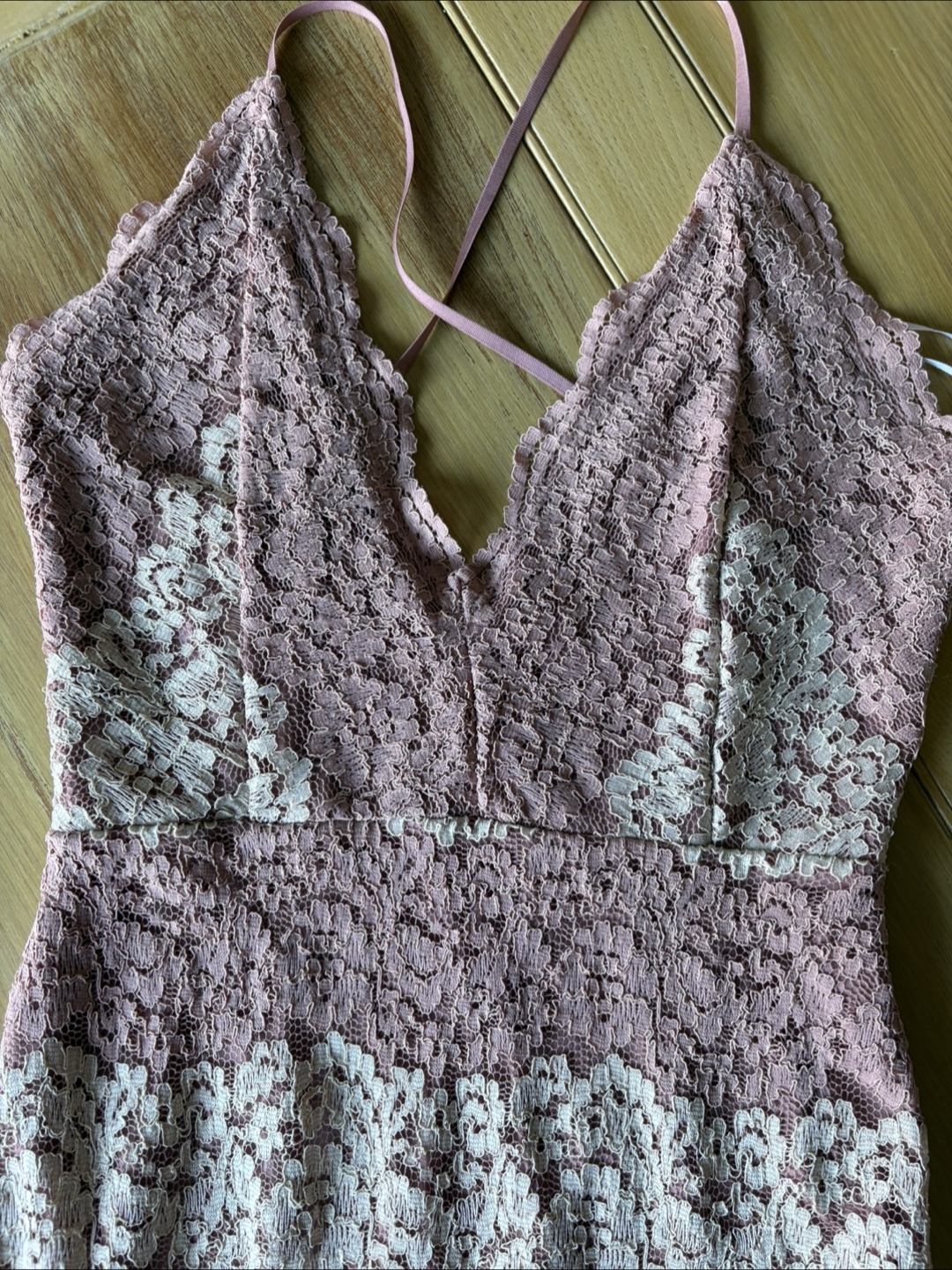 Lock & Key Lace Dress - Size L - Mauve - photo 2